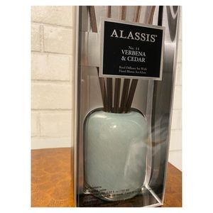 Alassis Handblown Glass Diffuser, Verbena & Cedar